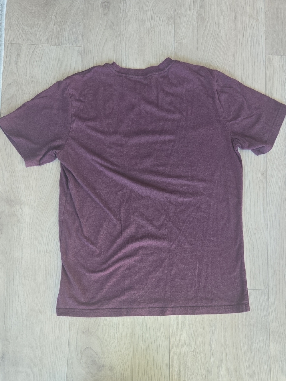 2 Prana Tees - Picture 3 of 7